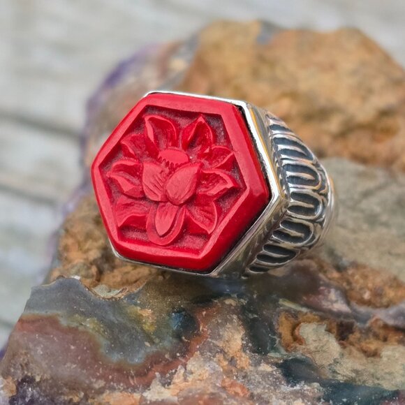 Unbranded Jewelry - Vintage Sterling Silver Hexagon Shaped Red Cinnabar Ring Size 6 Floral Signed
